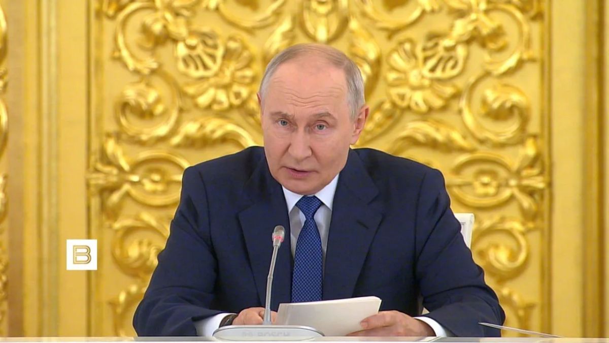 Рост ВВП, атаки ВСУ на объекты РФ, внедрение ИИ в соцсферу, госдолг и бюджетные кредиты: Владимир Путин провел заседание Совета по стратегическому развитию и национальным проектам