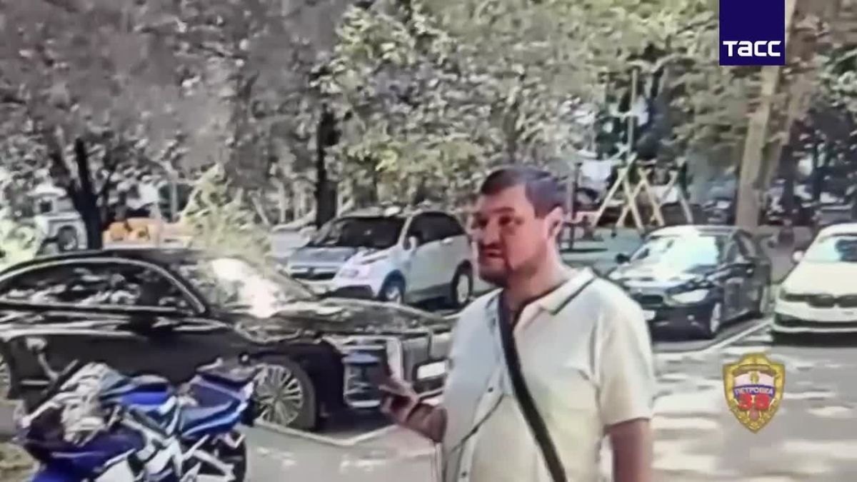 Обманувшего двоих москвичей на 755 тыс