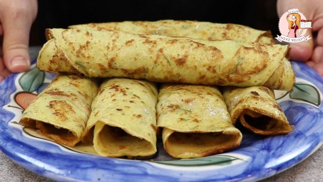 Бризоль по-новому: картофельные блинчики с мясной начинкой и грибным соусом