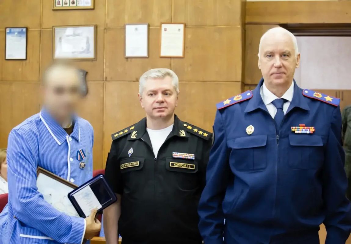 Председатель Следственного комитета России провел личный прием военнослужащих в столичном госпитале имени Н.Н. Бурденко Председатель Следственного комитета России провел личный прием военнослужащих в столичном госпитале имени Н.Н. Бурденко