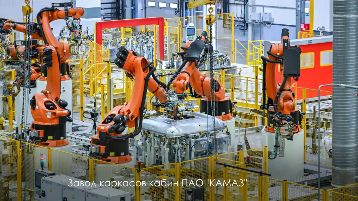 Сергей Собянин: В производстве электробусов и коммунальной техники для столицы участвуют предприятия более чем 30 российских регионов Сергей Собянин: В производстве электробусов и коммунальной техники для столицы участвуют предприятия более чем 30 российских регионов