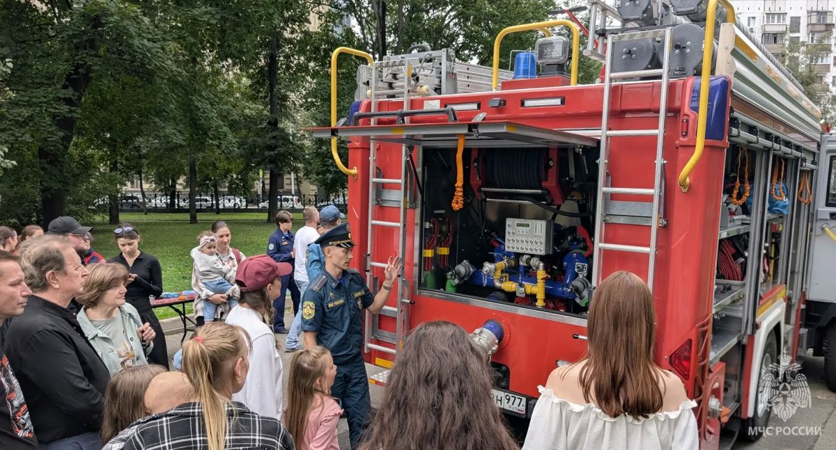 «Безопасность – в каждый дом!»: в центре столицы прошёл праздник пожарной безопасности «Безопасность – в каждый дом!»: в центре столицы прошёл праздник пожарной безопасности