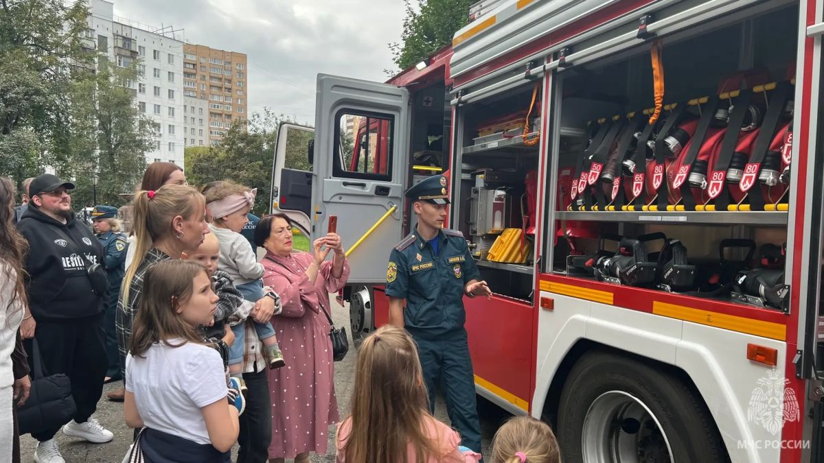 «Безопасность – в каждый дом!»: в центре столицы прошёл праздник пожарной безопасности «Безопасность – в каждый дом!»: в центре столицы прошёл праздник пожарной безопасности