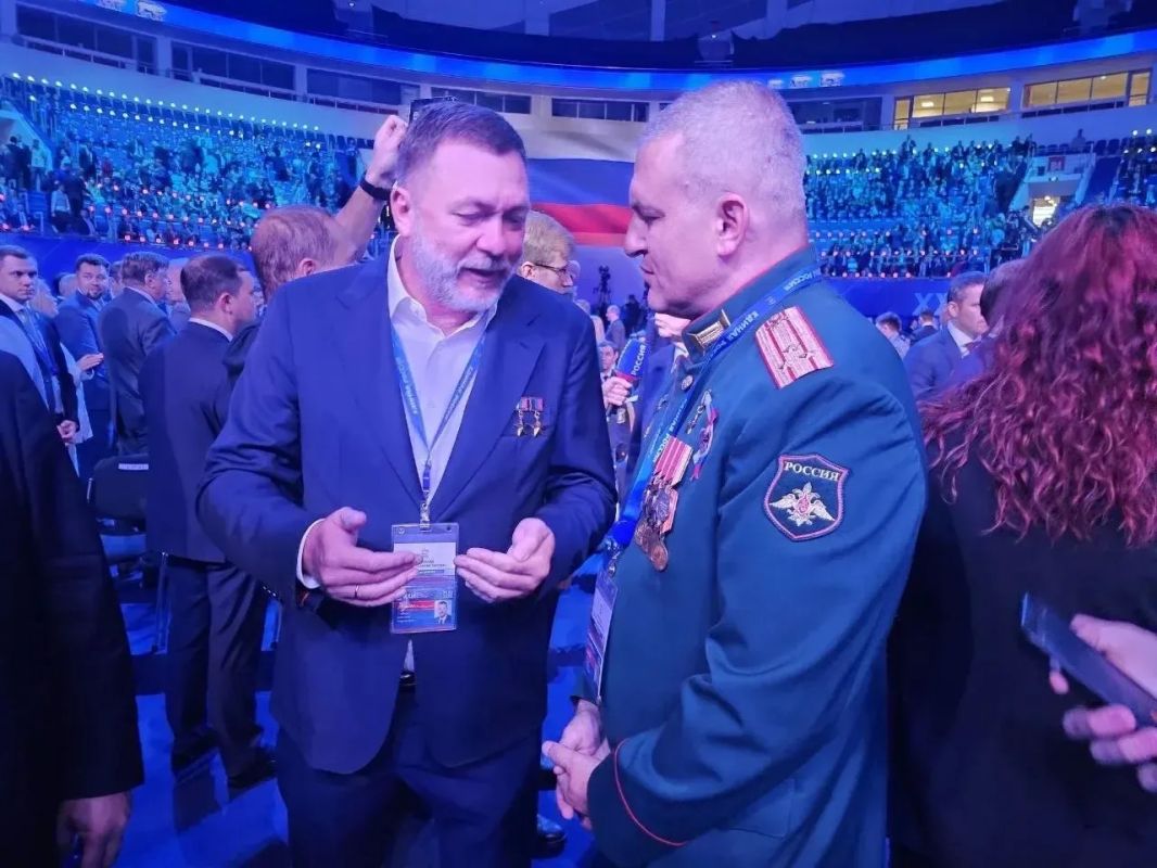 Дмитрий Саблин: Принял участие во втором этапе XXIII Съезда партии «Единая Россия» Дмитрий Саблин: Принял участие во втором этапе XXIII Съезда партии «Единая Россия»
