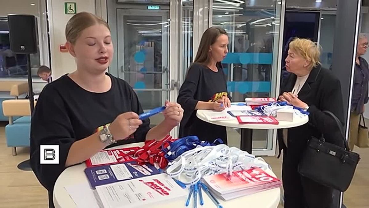 "Совместить искусство и медицину - классно": в Москве прошла акция "Ночь в поликлинике"