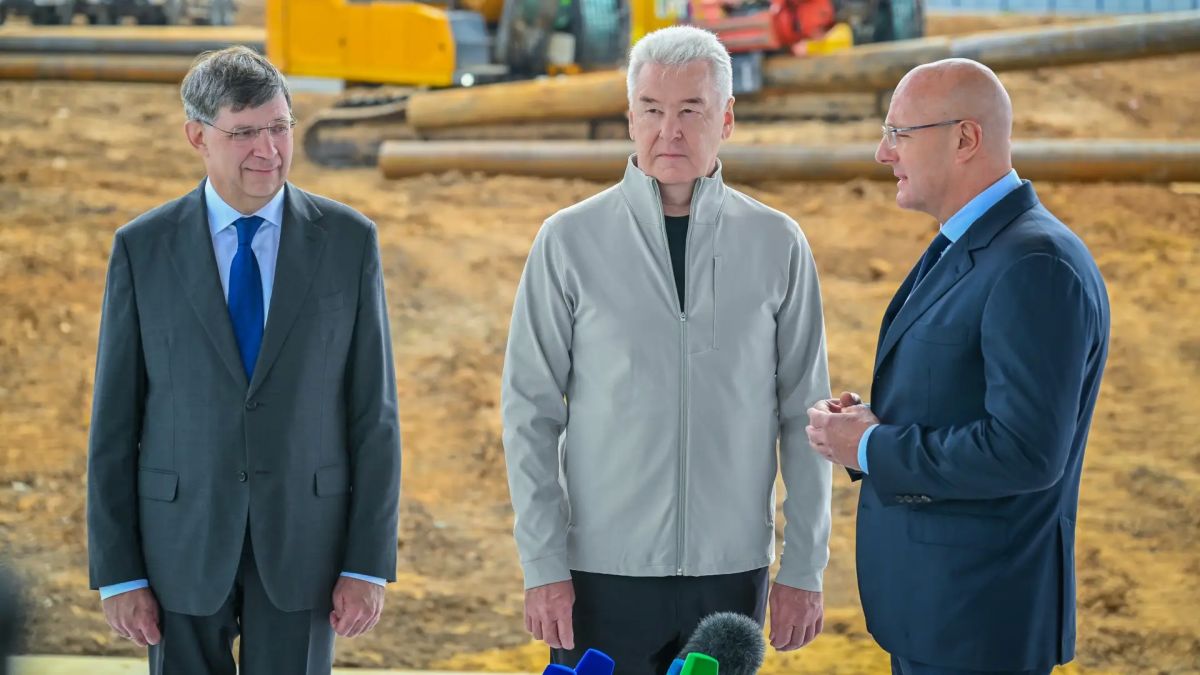 Сергей Собянин: В ближайшие годы Коммунарка станет одним из ведущих российских центров станкоинструментальной промышленности Сергей Собянин: В ближайшие годы Коммунарка станет одним из ведущих российских центров станкоинструментальной промышленности