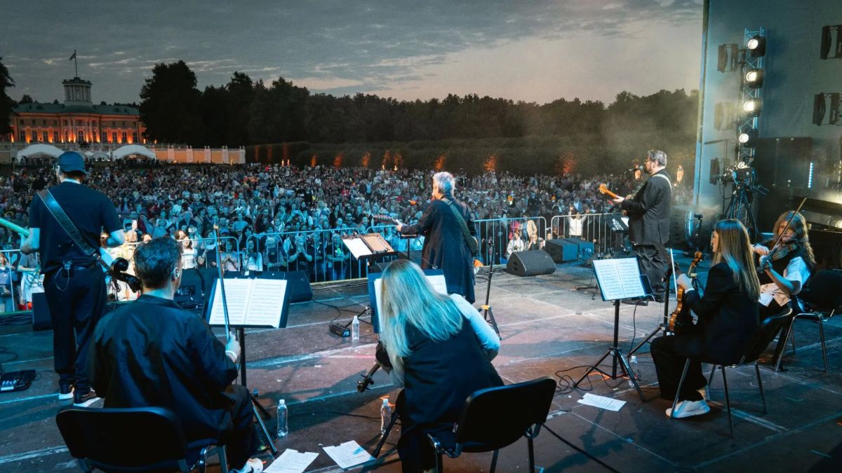 XII Международный фестиваль «Джазовые сезоны» в музее-заповеднике «Архангельское» собрал более 19 тысяч гостей XII Международный фестиваль «Джазовые сезоны» в музее-заповеднике «Архангельское» собрал более 19 тысяч гостей