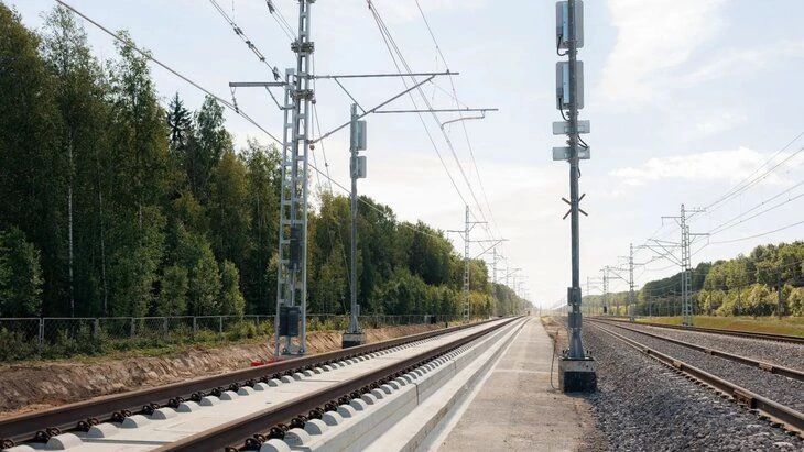 В России завершили создание тестовой площадки «Саблино — Тосно», где обкатают технологии будущей ВСМ Москва — Санкт-Петербург, сообщили в Минтрансе