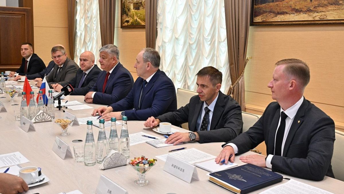 Москву с рабочим визитом посетили представители ГУОБ города Пекина Китайской Народной Республики Москву с рабочим визитом посетили представители ГУОБ города Пекина Китайской Народной Республики