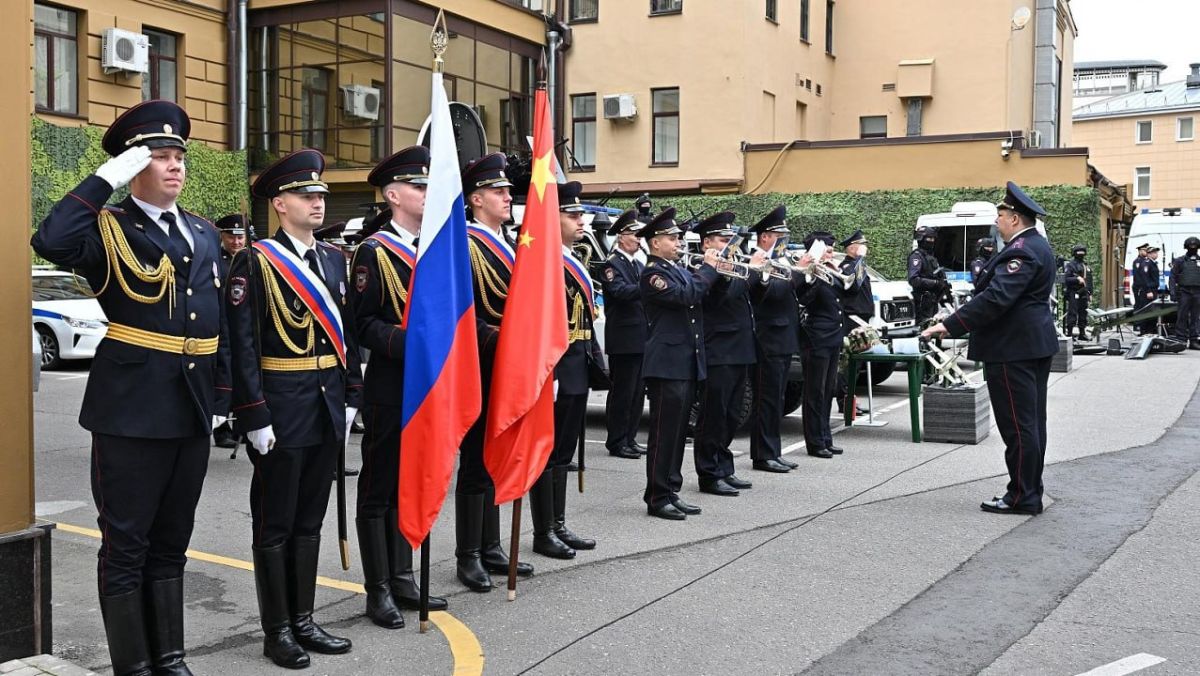 Москву с рабочим визитом посетили представители ГУОБ города Пекина Китайской Народной Республики Москву с рабочим визитом посетили представители ГУОБ города Пекина Китайской Народной Республики