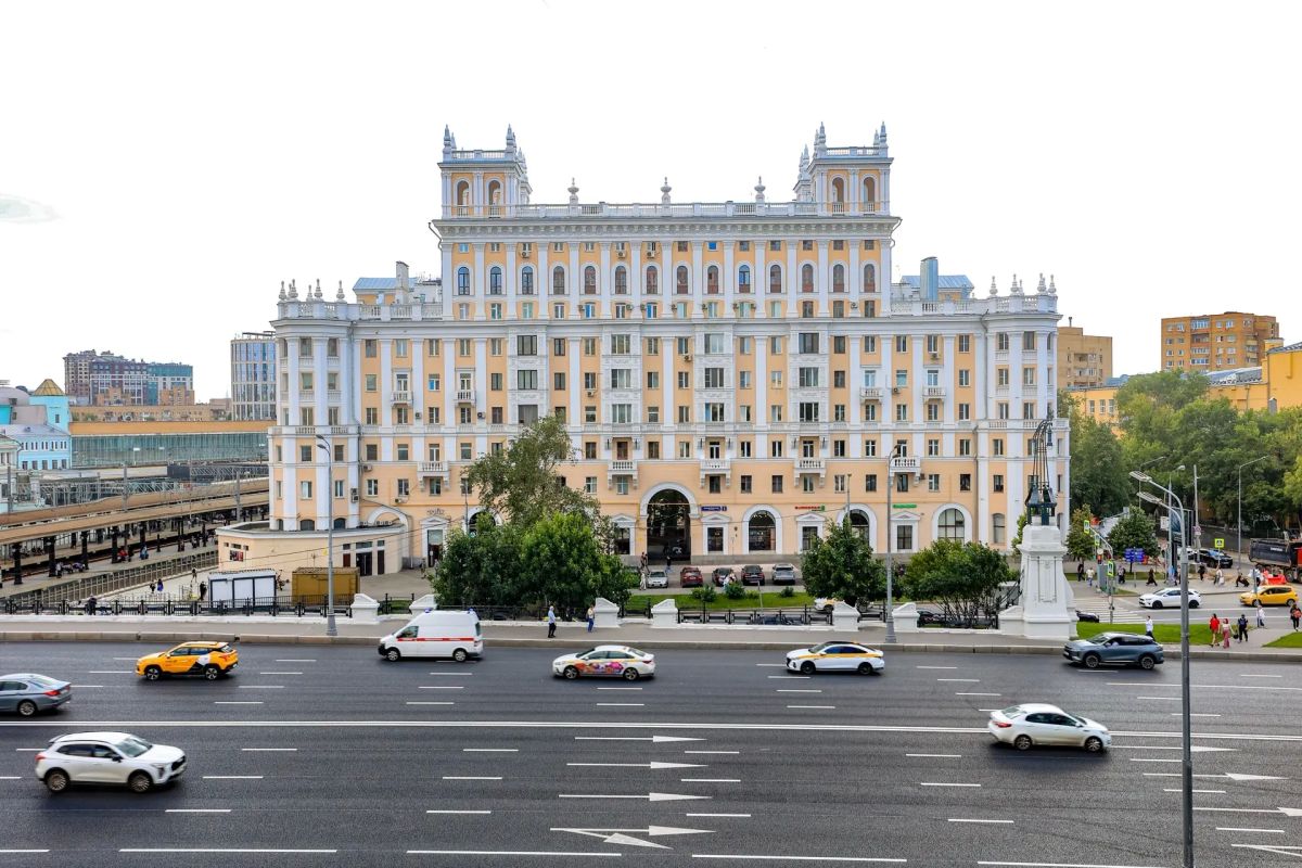 Завершены дорожные работы на Тверском путепроводе в #ЦАО