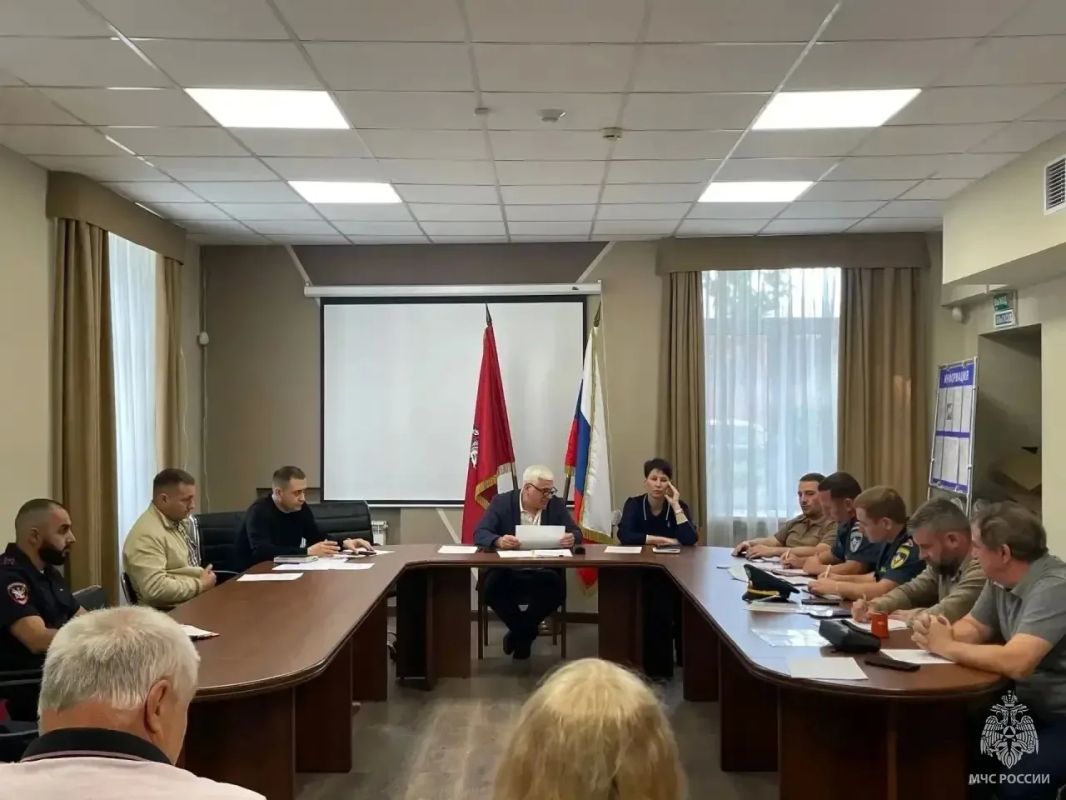В Западном округе столицы обсудили вопросы безопасности в День знаний В Западном округе столицы обсудили вопросы безопасности в День знаний
