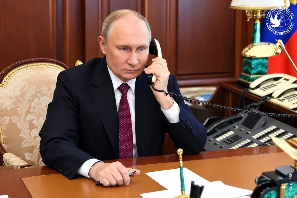 Президент России Владимир Путин провел телефонный разговор с президентом Сирии на переходный период Ахмедом аш-Шараа