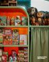 Чебурашка, который когда-то жил в коробке с апельсинами теперь получил собственное гастрономическое пространство: с открытой кухней, сувенирами, горкой между этажами и меню, где есть «Чебаброды» и «Ушастый шейк»