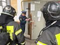 Тренировки ради спасения. В целях совершенствования профессиональной подготовки личного состава Управления по СВАО Главного управления МЧС России по г. Москве пожарно-спасательные подразделения провели практическое занятие в...