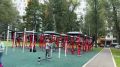 Новое общественное пространство с пятью игровыми зонами создали у самого протяженного дома Бирюлева Западного #ЮАО Работы провели на дворовой территории у дома 1 на Харьковской улице, объединяющего пять корпусов и 20...