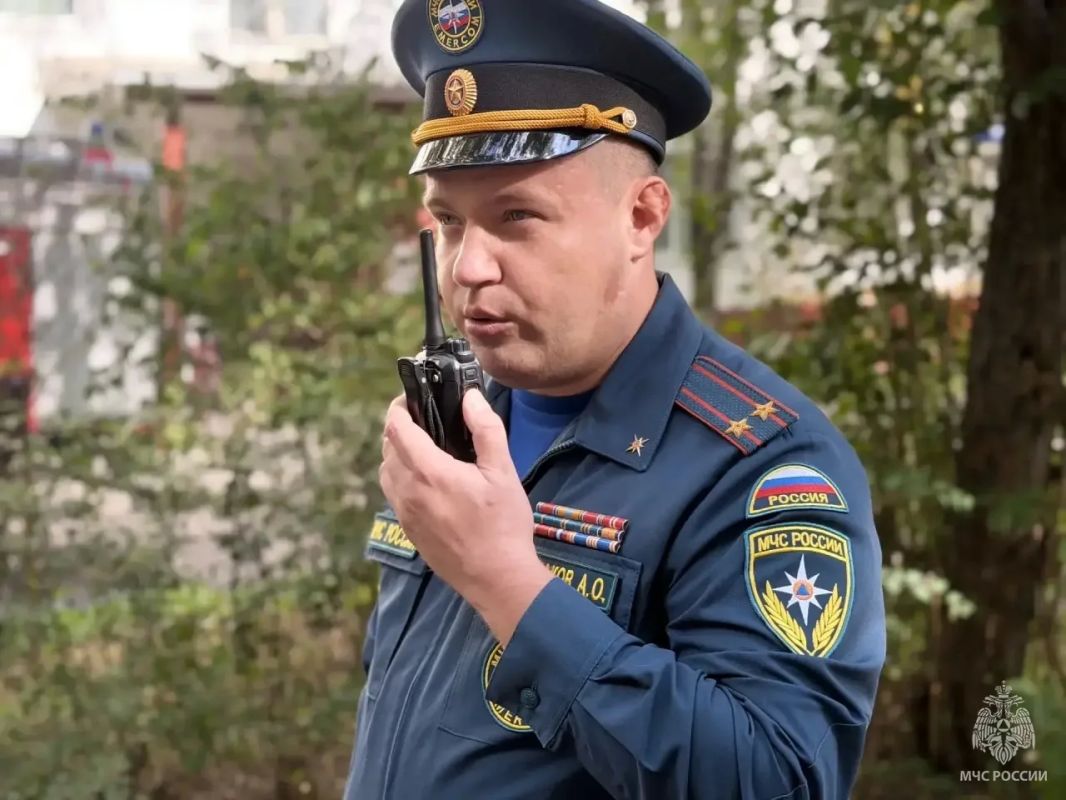 Тренировки ради спасения. В целях совершенствования профессиональной подготовки личного состава Управления по СВАО Главного управления МЧС России по г. Москве пожарно-спасательные подразделения провели практическое занятие в... Тренировки ради спасения. В целях совершенствования профессиональной подготовки личного состава Управления по СВАО Главного управления МЧС России по г. Москве пожарно-спасательные подразделения провели практическое занятие в...