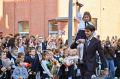 Сегодня в школы, колледжи и детские сады Москвы пришли около 1,6 миллиона москвичей