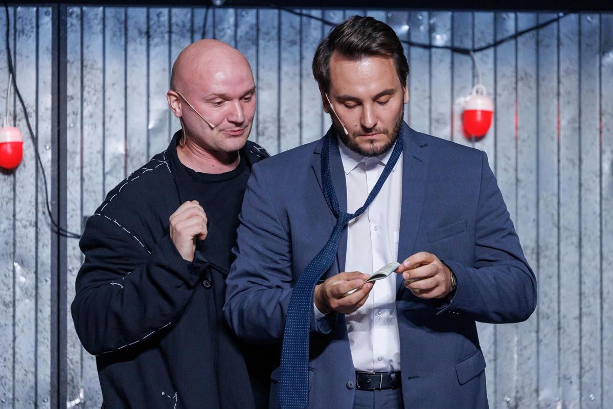 Театр Моссовета представил премьеру спектакля по знаменитой пьесе Николая Гоголя «Ревизор» Театр Моссовета представил премьеру спектакля по знаменитой пьесе Николая Гоголя «Ревизор»