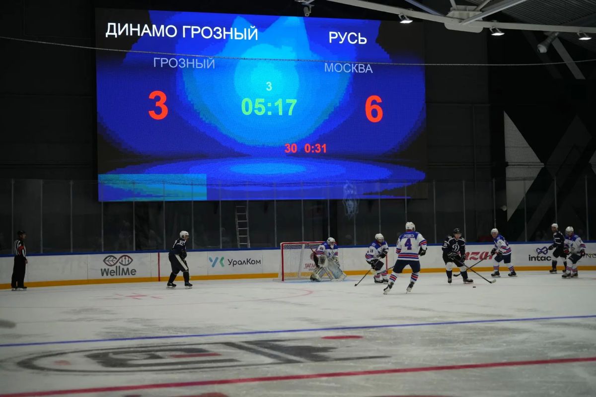 Лёд плавился от накала: столичные росгвардейцы в составе сборной команды «Русь» завоевали «Первый кубок Чеченской Республики» по хоккею Лёд плавился от накала: столичные росгвардейцы в составе сборной команды «Русь» завоевали «Первый кубок Чеченской Республики» по хоккею