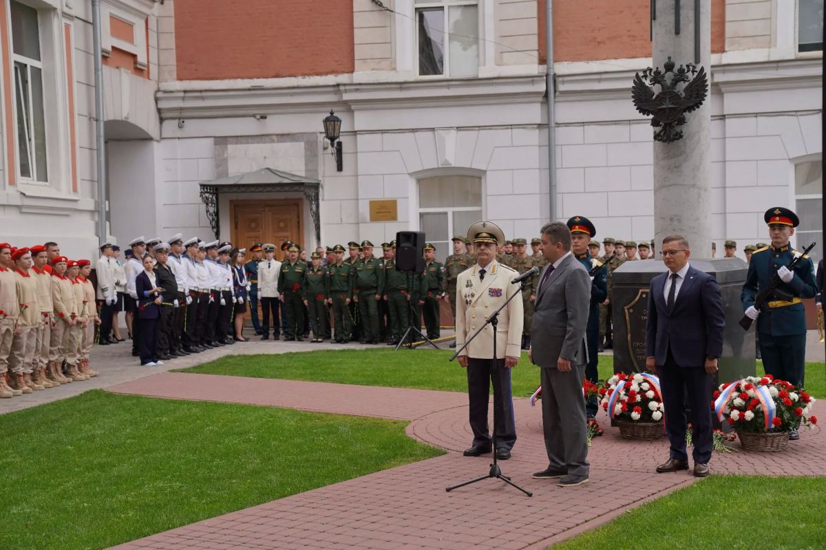 Руководитель Западного МСУТ СК России Виталий Владимирович Саксин принял участие в памятном мероприятии ко Дню солидарности в борьбе с терроризмом Руководитель Западного МСУТ СК России Виталий Владимирович Саксин принял участие в памятном мероприятии ко Дню солидарности в борьбе с терроризмом