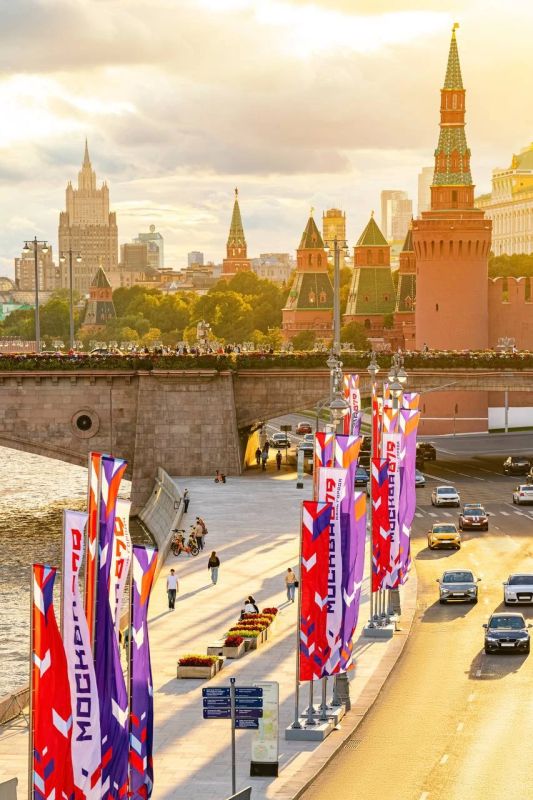 Нарядная Москва готова отмечать свое 879-летие! Нарядная Москва готова отмечать свое 879-летие!