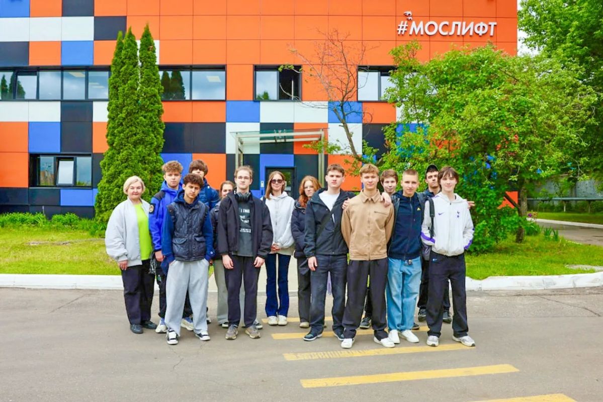 Экскурсии проекта «Инженерный класс в московской школе» стартуют в индустриальном центре АО «Мослифт» в конце сентября Экскурсии проекта «Инженерный класс в московской школе» стартуют в индустриальном центре АО «Мослифт» в конце сентября
