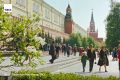 #архив_ТАСС_Москва. Прогуливающиеся по Александровскому саду