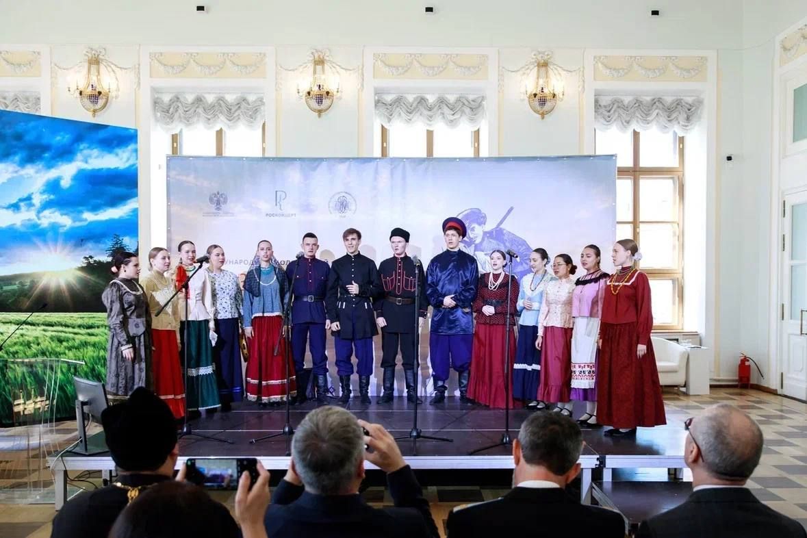 В Доме Пашкова состоялся V Международный молодежный форум «Казачество – сквозь века» В Доме Пашкова состоялся V Международный молодежный форум «Казачество – сквозь века»