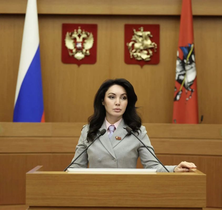 Алексей Шапошников: От всей души поздравляю с днём рождения мою коллегу, депутата Московской городской Думы Сабину Цветкову!