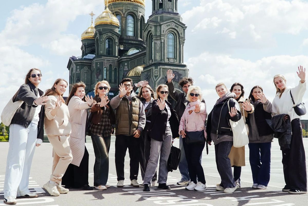 Первокурсников и иностранных учащихся ждут экскурсии по столице