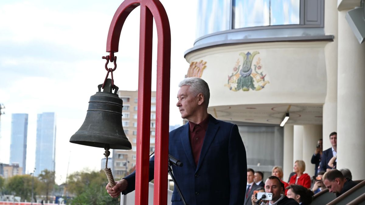 Сергей Собянин: Поздравляю любителей конного спорта с возрождением Центрального Московского ипподрома Сергей Собянин: Поздравляю любителей конного спорта с возрождением Центрального Московского ипподрома