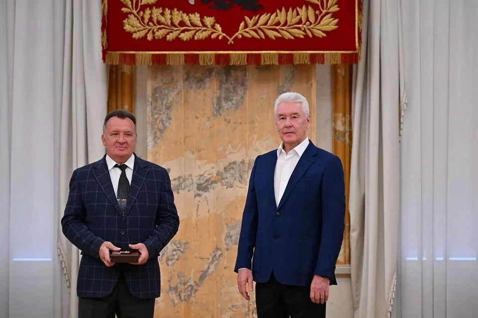 Столичные врачи получили награды за помощь Донбассу Столичные врачи получили награды за помощь Донбассу