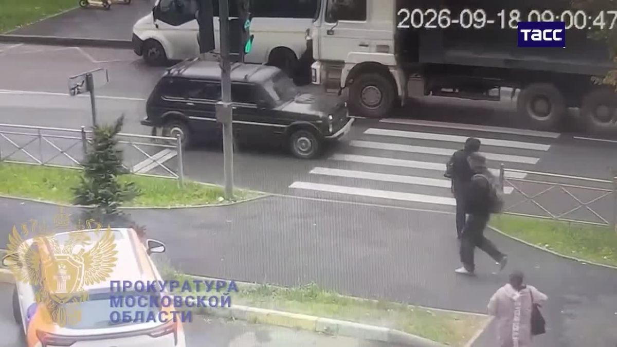 В Одинцове подросток на питбайке погиб под колесами грузовика, сообщили ТАСС в областной прокуратуре