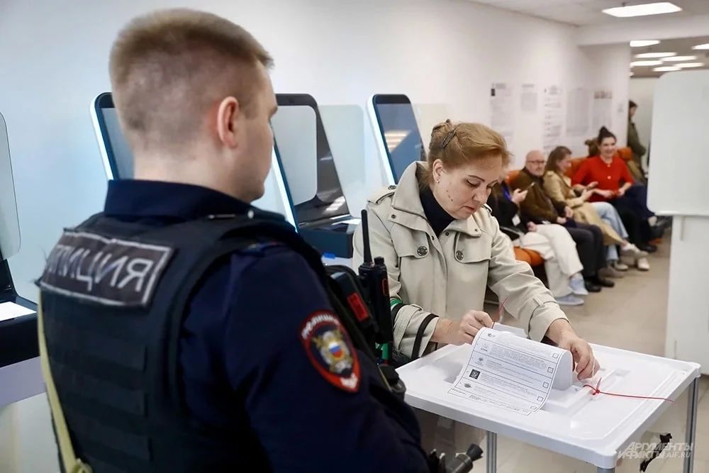 Электронным голосованием в Москве воспользовались 2 млн человек Электронным голосованием в Москве воспользовались 2 млн человек