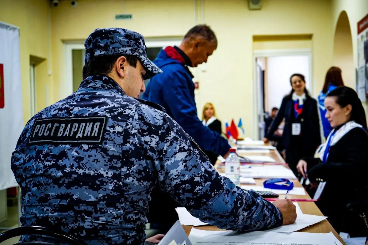 Росгвардейцы Центрального округа участвуют в Едином дне голосования Росгвардейцы Центрального округа участвуют в Едином дне голосования