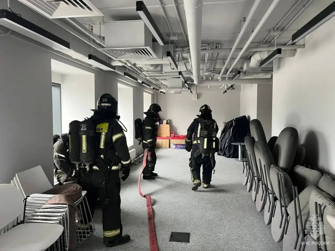 Пожарно-тактические учения прошли на Южном речном вокзале Пожарно-тактические учения прошли на Южном речном вокзале