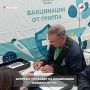 Бесплатно и без очереди: как работают мобильные пункты вакцинации в Москве