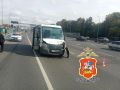 Автомобиль "Инфинити" столкнулся с автобусом в Балашихе