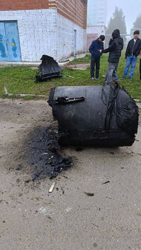 Обломки украинской ракеты, сбитой в 20 км от Москвы