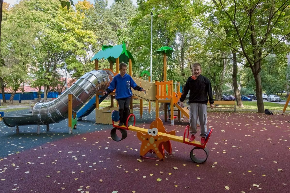 Спортивный кластер и новые игровые зоны появились в Южнопортовом районе в #ЮВАО На территории между улицами Мельникова и Симоновский Вал Спортивный кластер и новые игровые зоны появились в Южнопортовом районе в #ЮВАО На территории между улицами Мельникова и Симоновский Вал