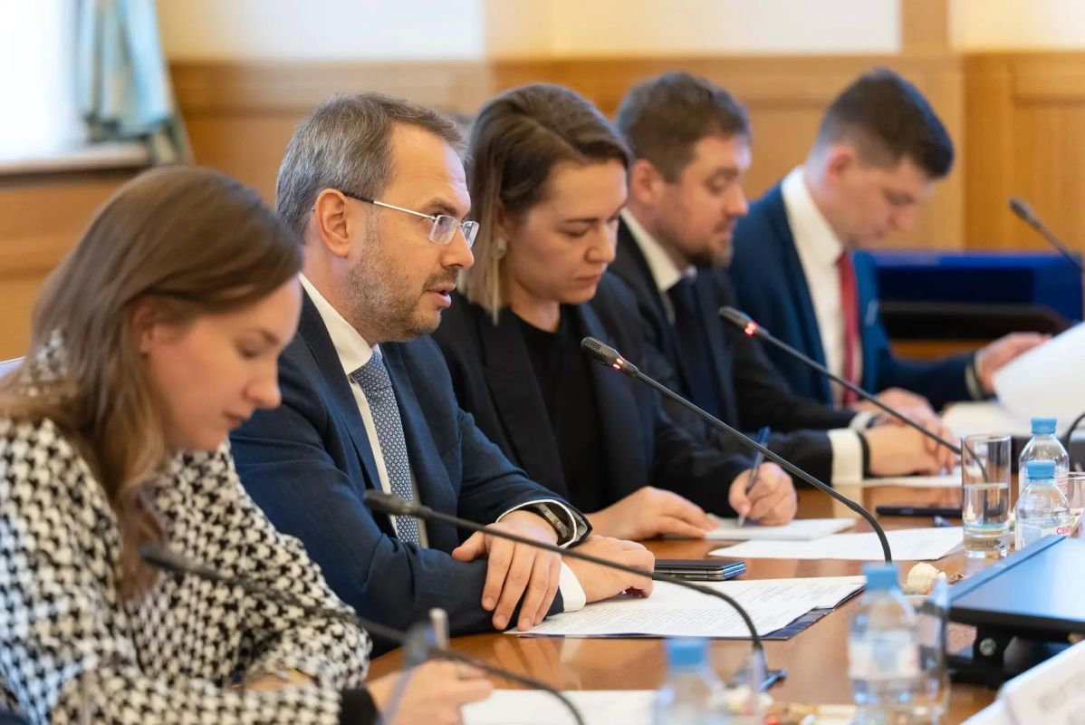 Россия и Алжир продолжают углублять научно-образовательное сотрудничество Россия и Алжир продолжают углублять научно-образовательное сотрудничество