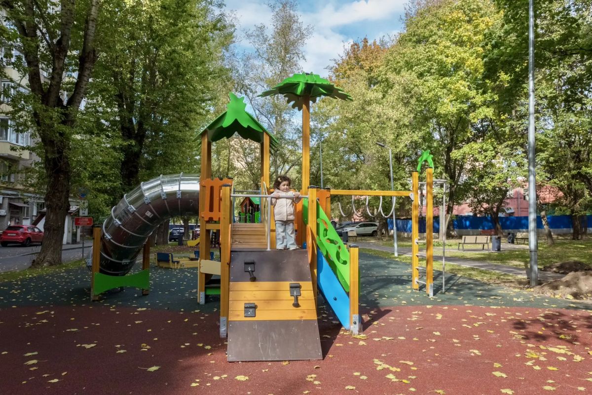 Спортивный кластер и новые игровые зоны появились в Южнопортовом районе в #ЮВАО На территории между улицами Мельникова и Симоновский Вал Спортивный кластер и новые игровые зоны появились в Южнопортовом районе в #ЮВАО На территории между улицами Мельникова и Симоновский Вал