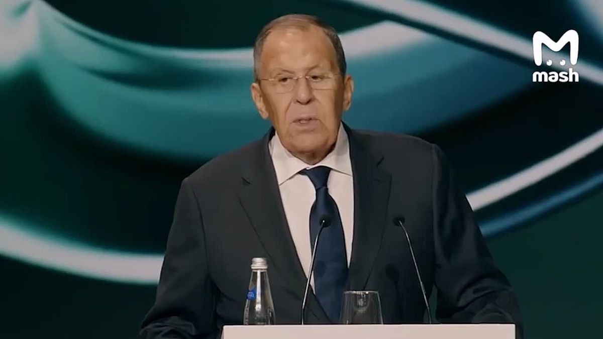 Запад сначала раздувает фейк до "вселенской катастрофы", а стоит всплыть неудобным подробностям, резко меняет повестку