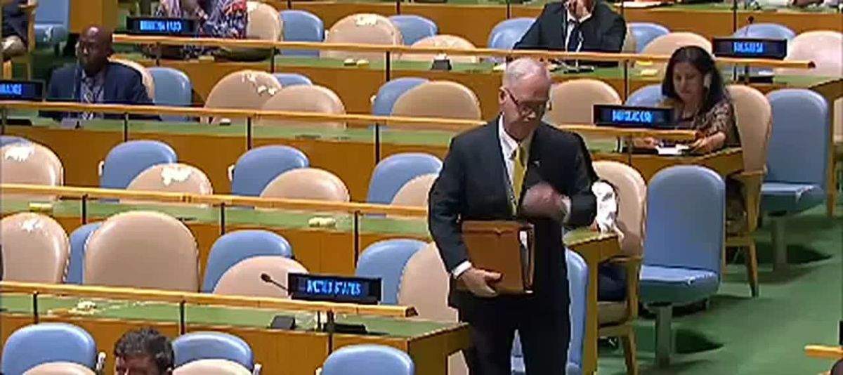 Представитель США покинул зал во время выступления президента Ирана в ООН
