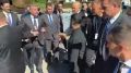 Два майора: — Когда в Москву? — На ракете, бля*ь