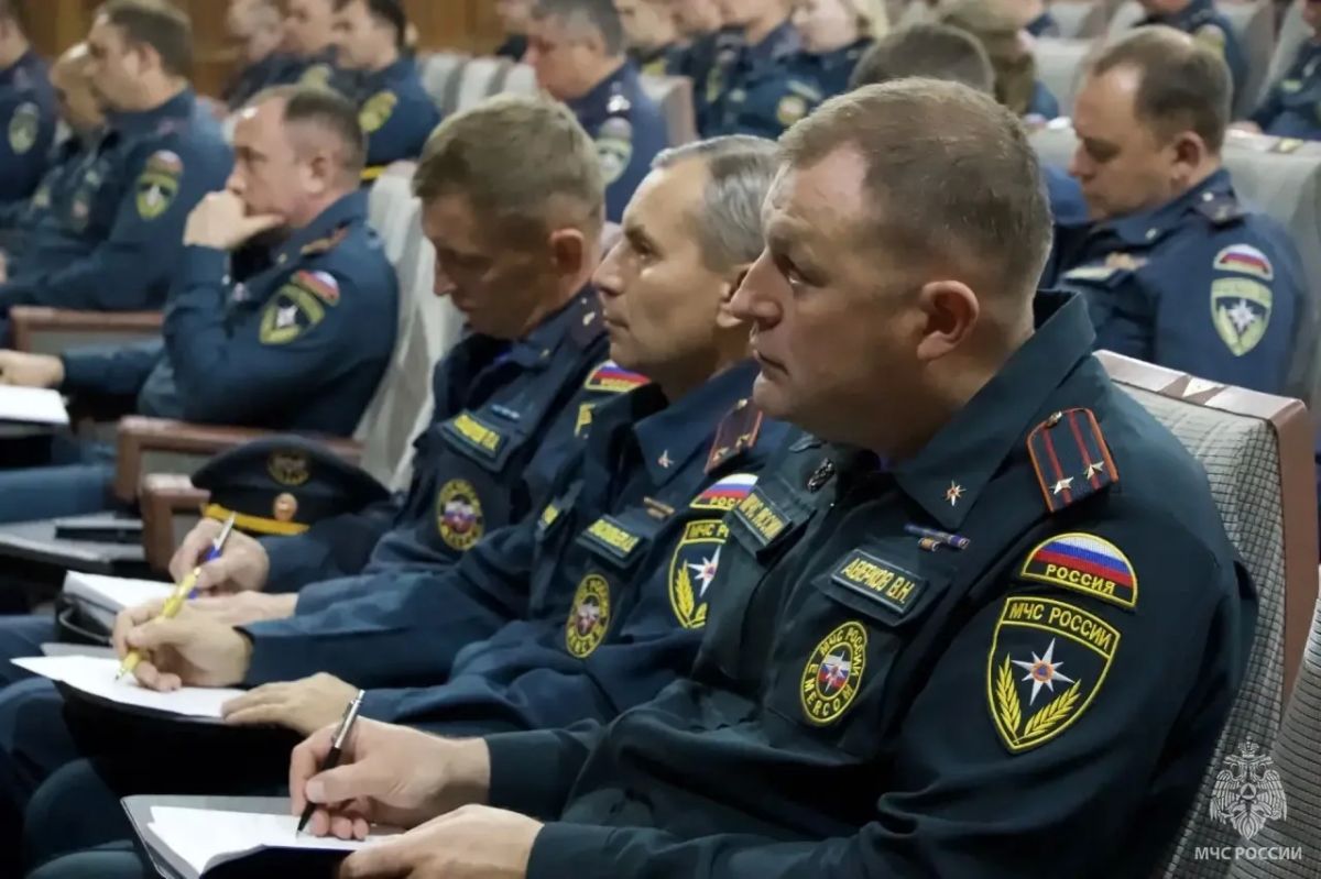В столичном Главке МЧС России прошёл единый день информирования В столичном Главке МЧС России прошёл единый день информирования