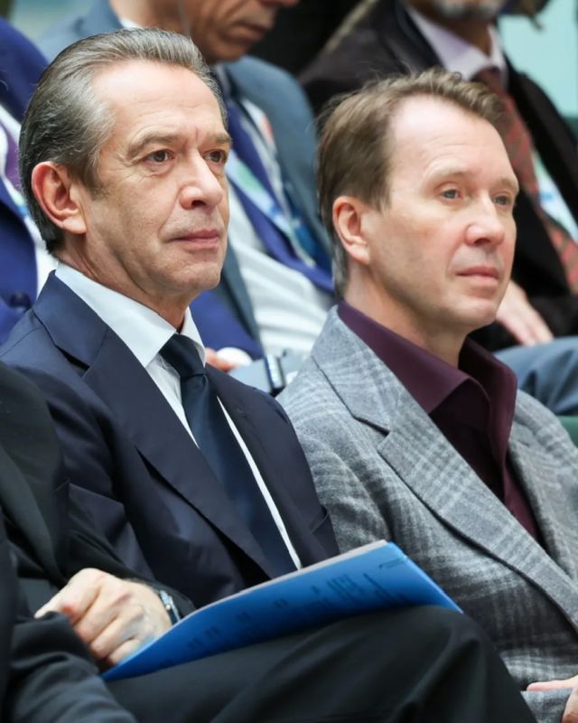 «Культура способна наводить мосты через любые противоречия», — заявил Владимир Путин, начав выступление на XII Санкт-Петербургском международном форуме объединённых культур «Культура способна наводить мосты через любые противоречия», — заявил Владимир Путин, начав выступление на XII Санкт-Петербургском международном форуме объединённых культур
