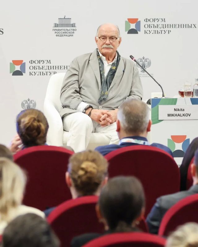 «Культура способна наводить мосты через любые противоречия», — заявил Владимир Путин, начав выступление на XII Санкт-Петербургском международном форуме объединённых культур «Культура способна наводить мосты через любые противоречия», — заявил Владимир Путин, начав выступление на XII Санкт-Петербургском международном форуме объединённых культур