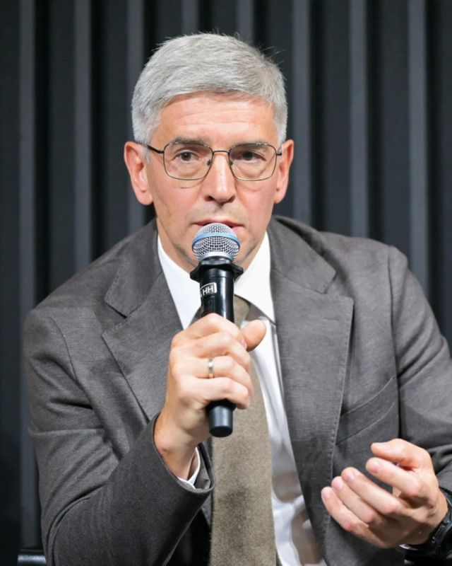 «Культура способна наводить мосты через любые противоречия», — заявил Владимир Путин, начав выступление на XII Санкт-Петербургском международном форуме объединённых культур «Культура способна наводить мосты через любые противоречия», — заявил Владимир Путин, начав выступление на XII Санкт-Петербургском международном форуме объединённых культур